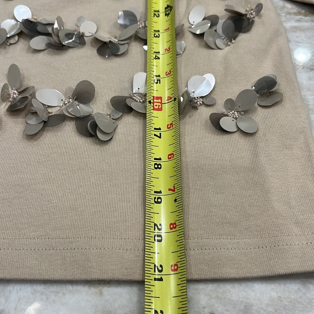 NEW J Crew Mariner Jersey Long Sleeve Tee Floral Embellished Light Khaki Medium - Picture 7 of 12
